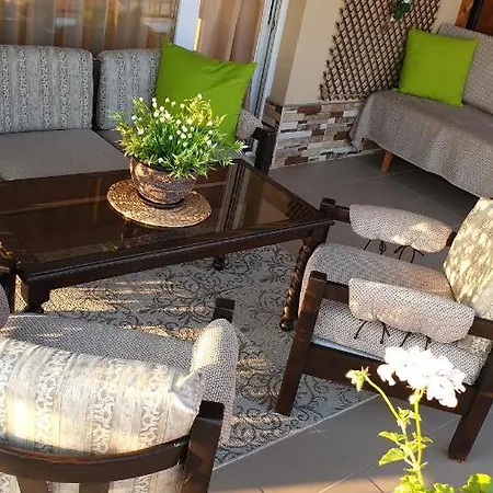 Apartment Vsg - Garden Ravda